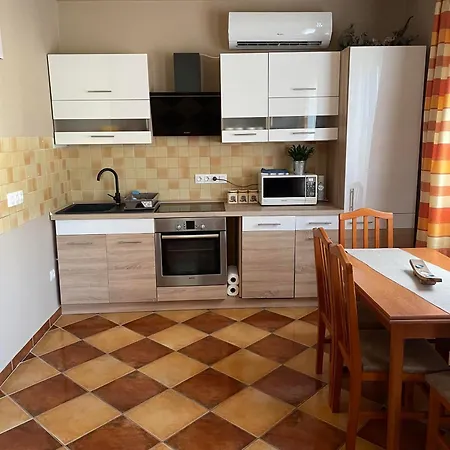 Vadviraghaz Apartament Palkonya